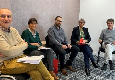 Rétablir les liens de confiance avec le patient éloigné du soin : la médiation en santé du concept à la réalité terrain